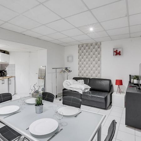 דירות פריז Triplex In Boulevard De Magenta By Guestready מראה חיצוני תמונה